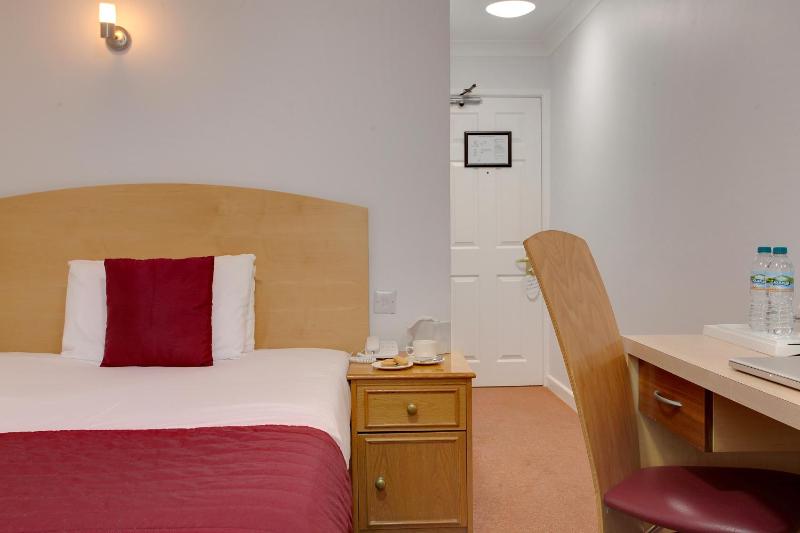 Ashley Court Hotel - image 4
