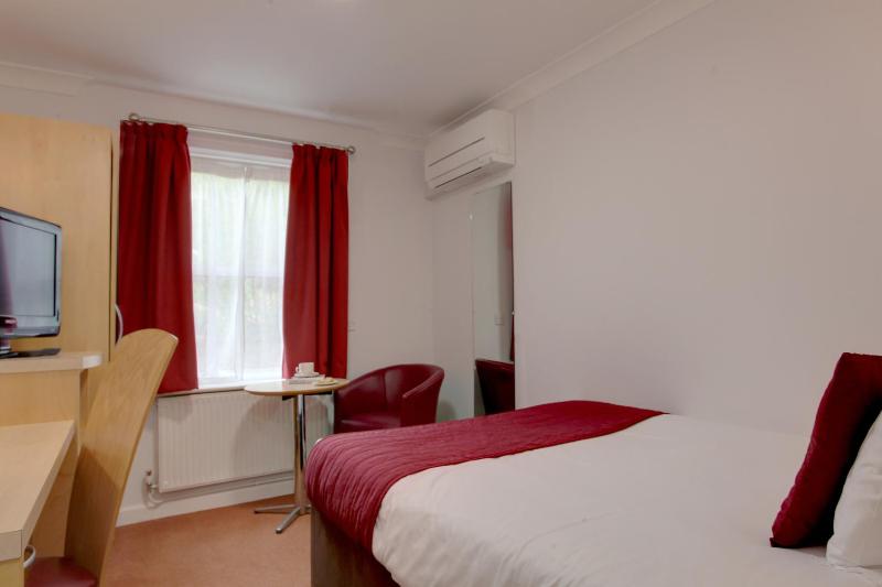 Ashley Court Hotel - image 6