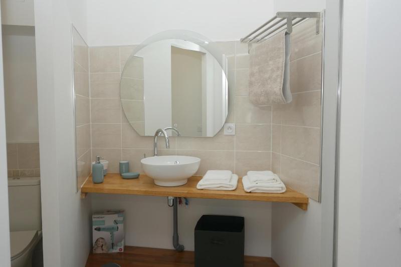 Standard Apartment image 2