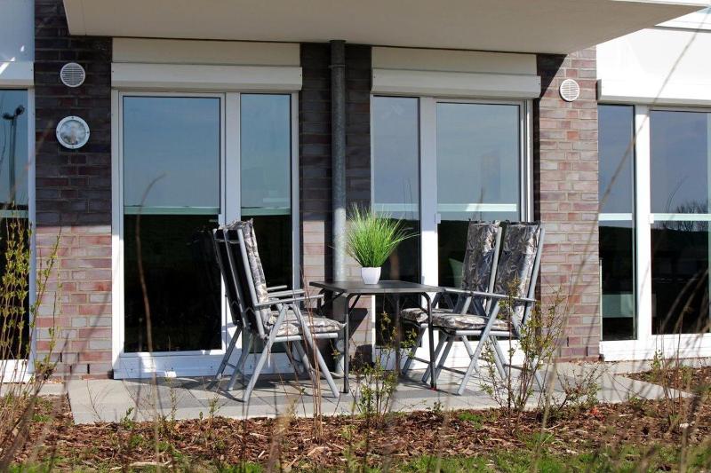 Two-Bedroom Apartment with Balcony and Terrace image 2