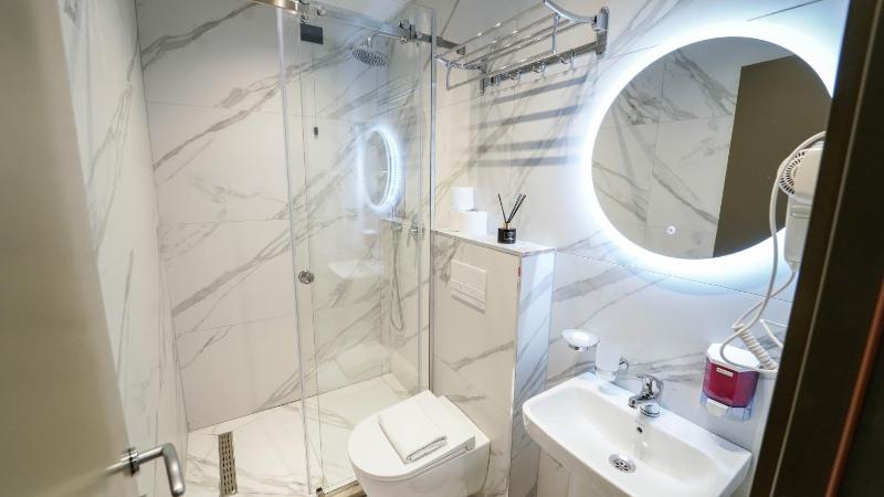 Vion Sea Boutique Hotel - Golem Durrës - image 11