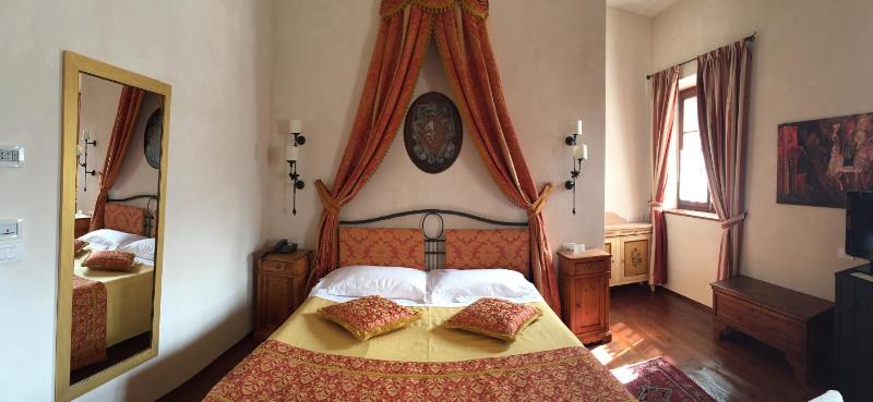 Superior Double Room image 2