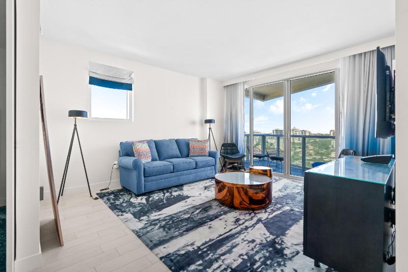 2BR Fort Lauderdale W Residence with Double Living Room Ocean & Intercoastal Views Brand New Sofas! - image 4