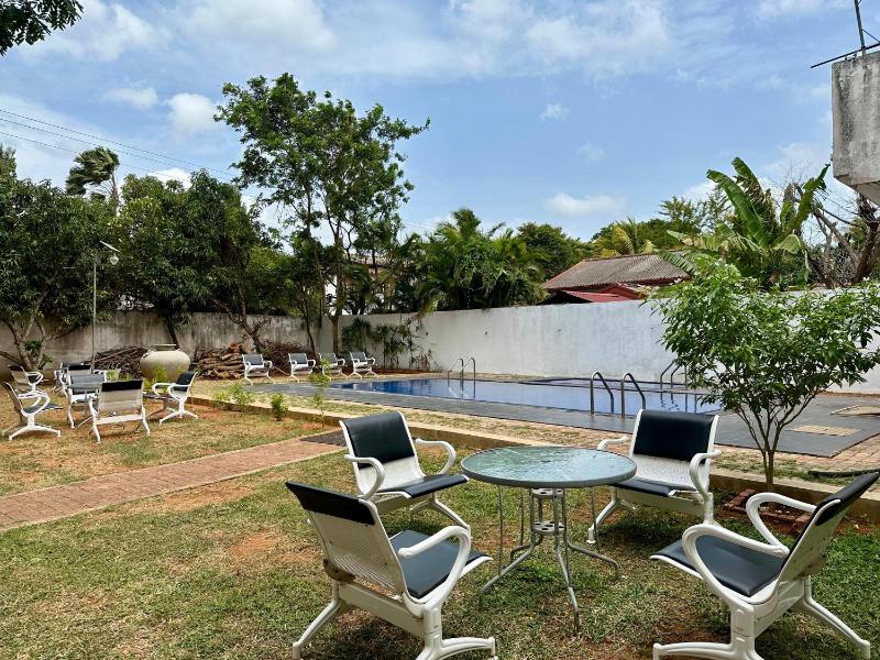 Merit Hotel Anuradhapura - image 5