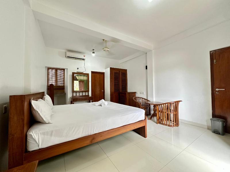 Merit Hotel Anuradhapura - image 37