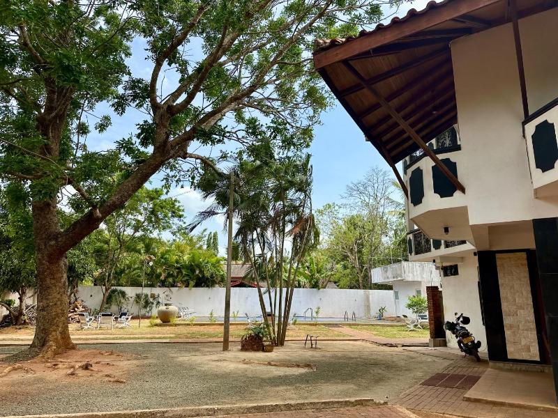 Merit Hotel Anuradhapura - image 22