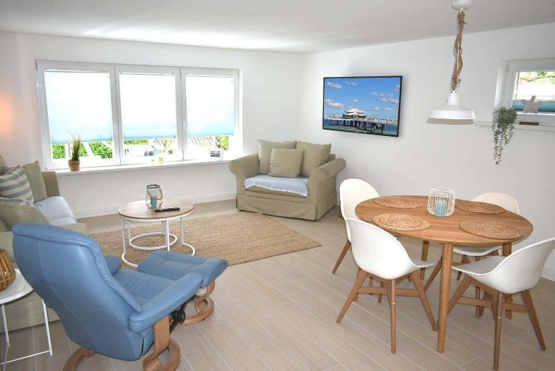 Fischerhus Ferienwohnung Deck 1 - image 27