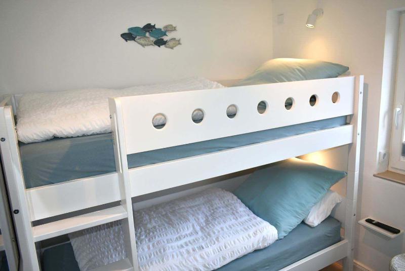 Fischerhus Ferienwohnung Deck 1 - image 11