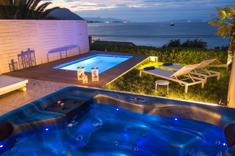Villa Sea View with Private Heated Pool and Hot Tub image 2