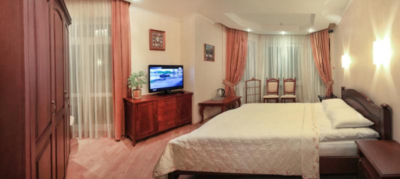 Family Two-Bedroom Suite image 4
