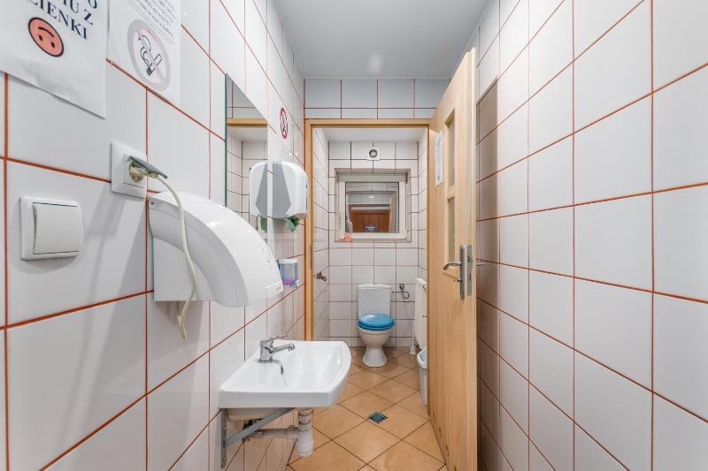 Standard Double Room with Shared Bathroom image 4