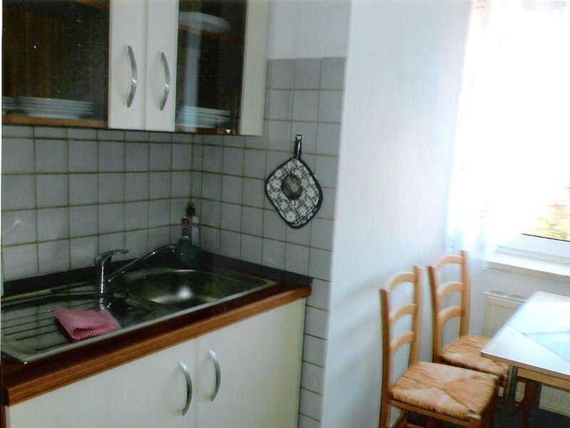 One-Bedroom Apartment image 2