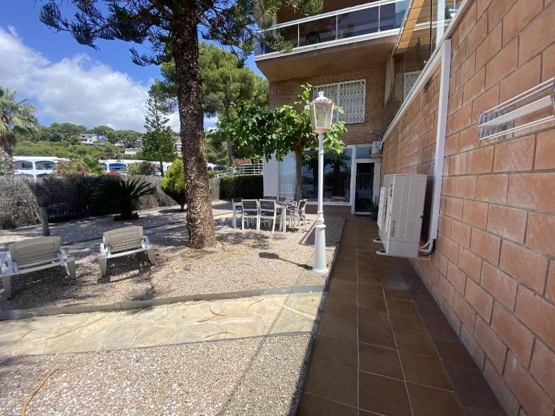 Th29 Deluxe beachfront apartment in Tamarit - image 30