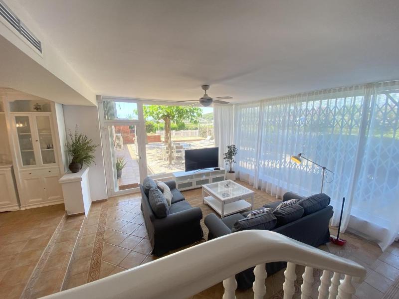 Th29 Deluxe beachfront apartment in Tamarit - image 27