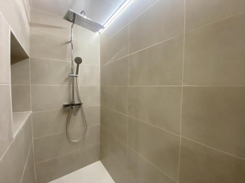 Th29 Deluxe beachfront apartment in Tamarit - image 14