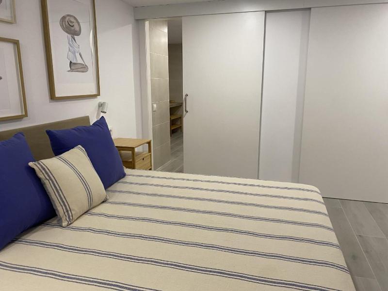 Th29 Deluxe beachfront apartment in Tamarit - image 17