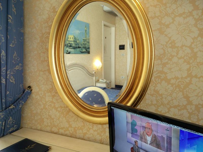 Junior Suite image 3
