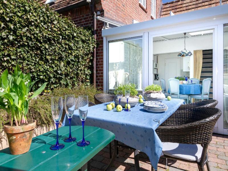 Two-Bedroom Apartment with Terrace image 4