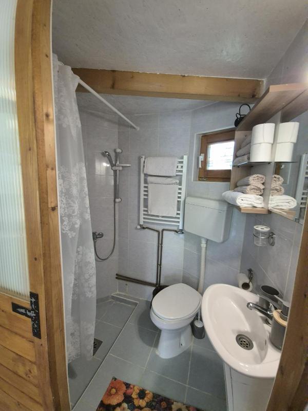 Bungalow image 3