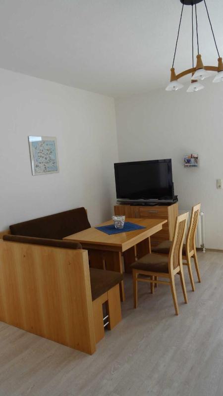 One-Bedroom Apartment with Balcony image 3