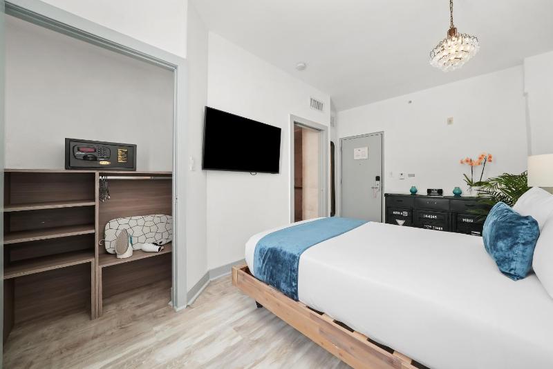 Whitelaw Hotel - image 41