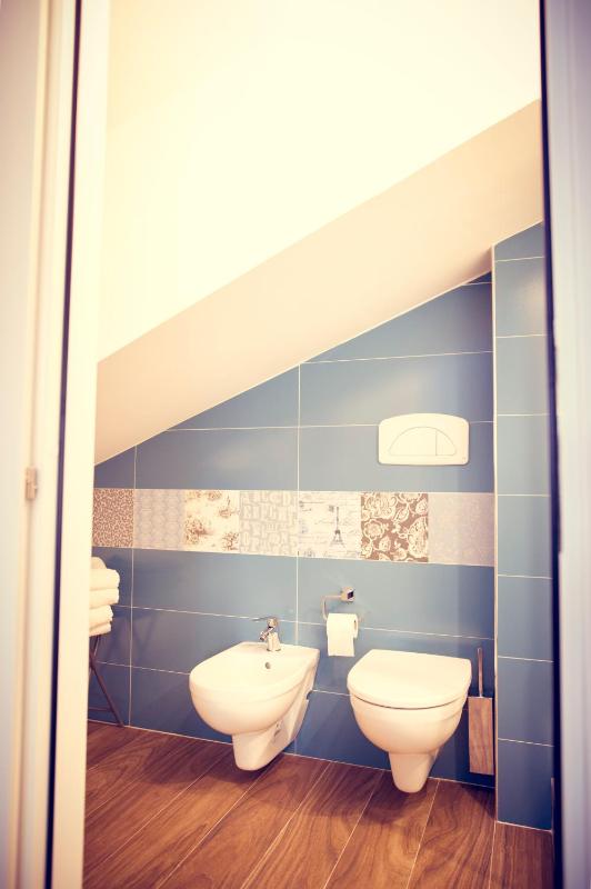 Superior Triple Room image 4