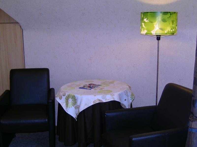 Single Room image 3