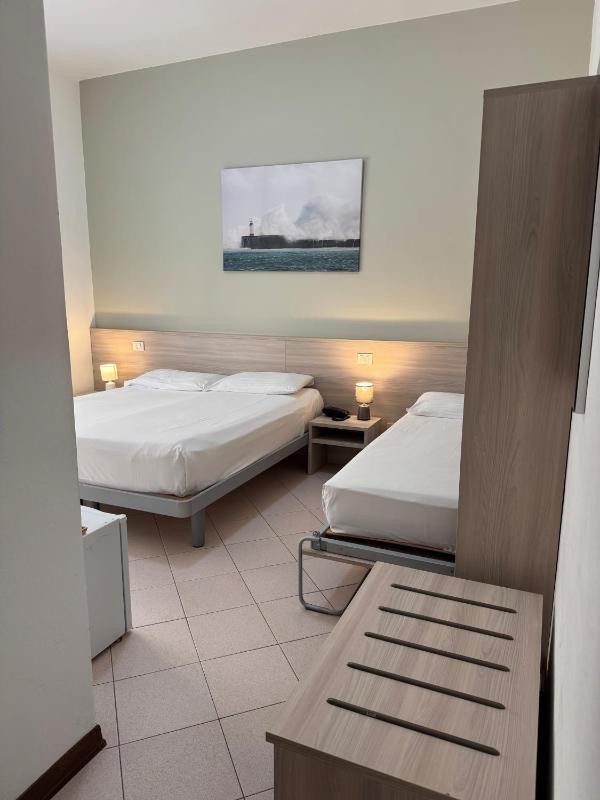 Triple Room image 1