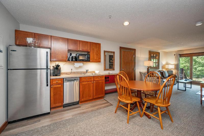 A117 One Bedroom Lake View - image 13