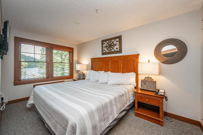 A117 One Bedroom Lake View - image 25