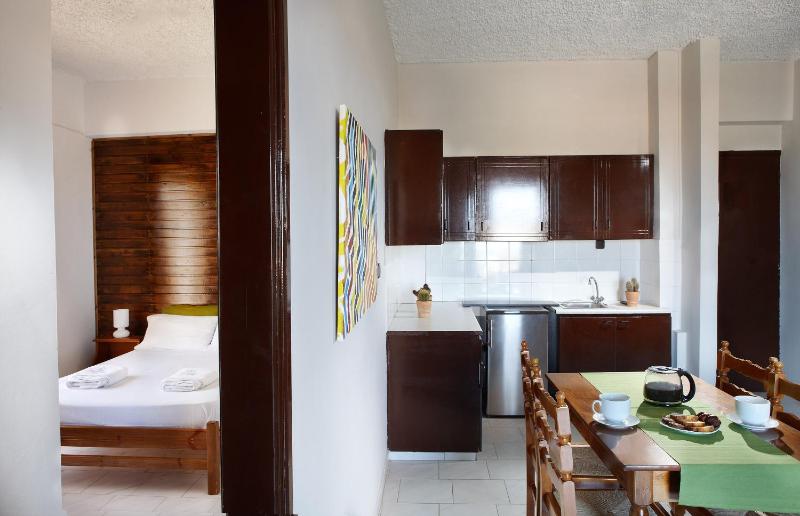 Apartment image 3