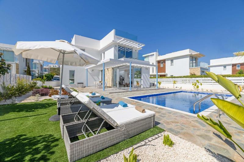 Mylos Lifestyle Seaview Villa #15 - image 1