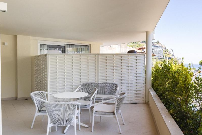 Hotel Tirrenia - image 42