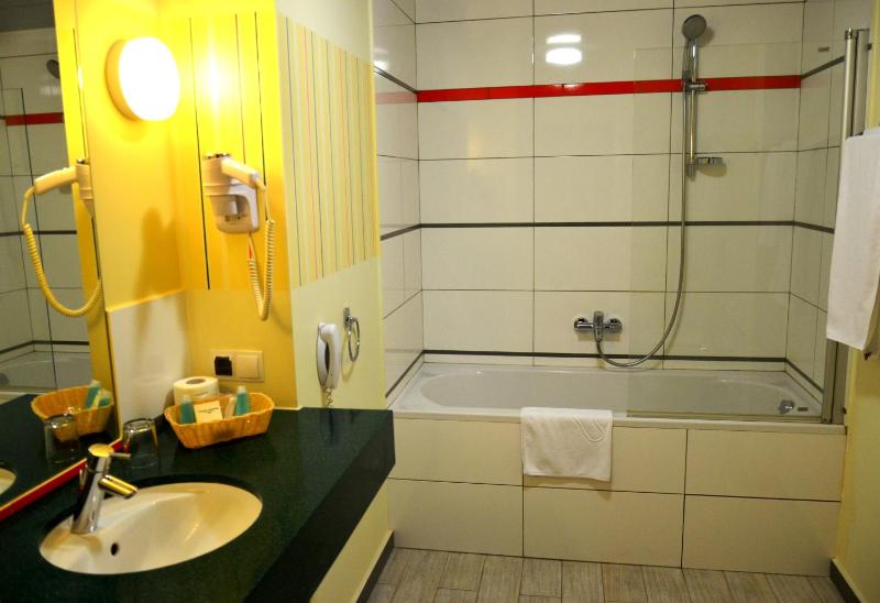 Suite image 3