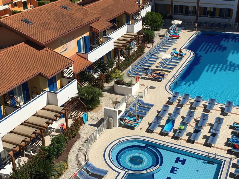 Villaggio Hemingway - Family Aparthotel - image 27