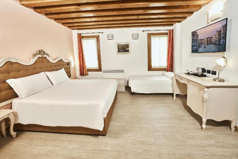 Triple Room image 1