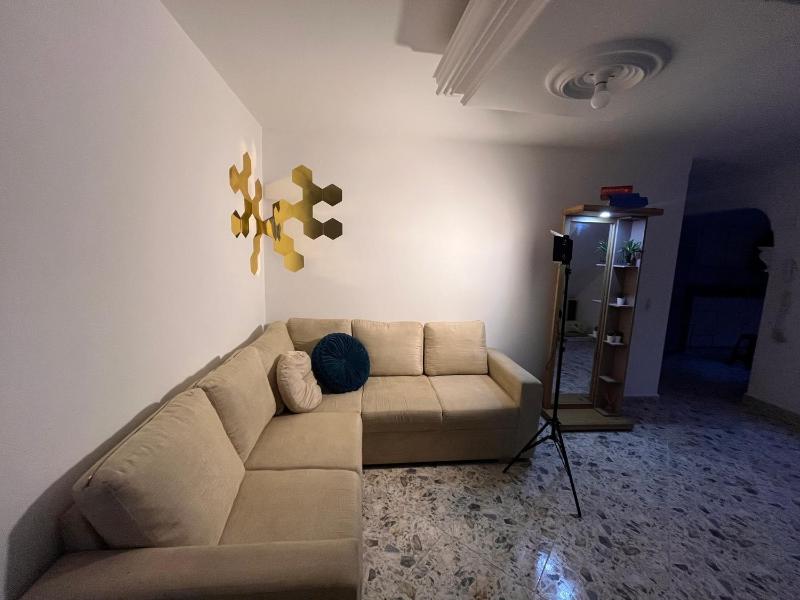 Amplio apartamento Guayabal cerca aeropuerto Olaya Herrera - image 10