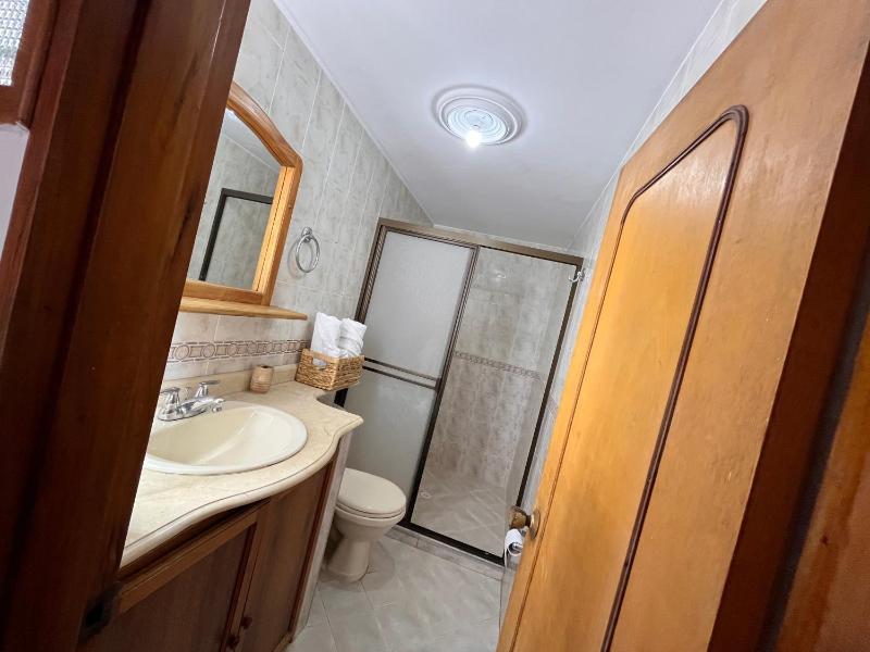 Amplio apartamento Guayabal cerca aeropuerto Olaya Herrera - image 14