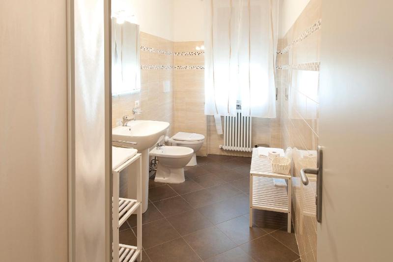 Double or Twin Room with Shared Bathroom image 4