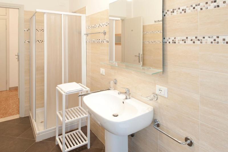 Double or Twin Room with Shared Bathroom image 2