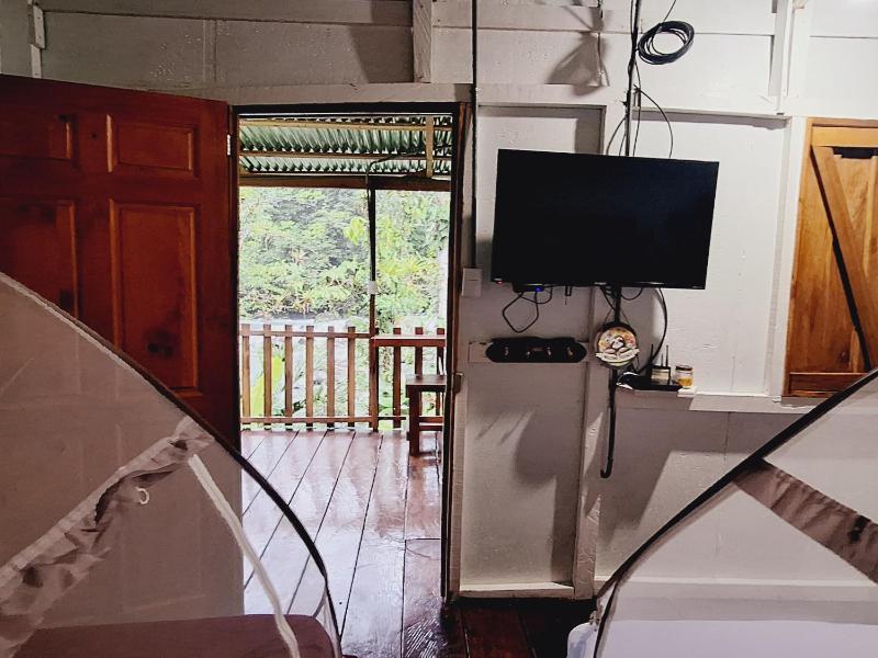 Cabins river blue - image 11