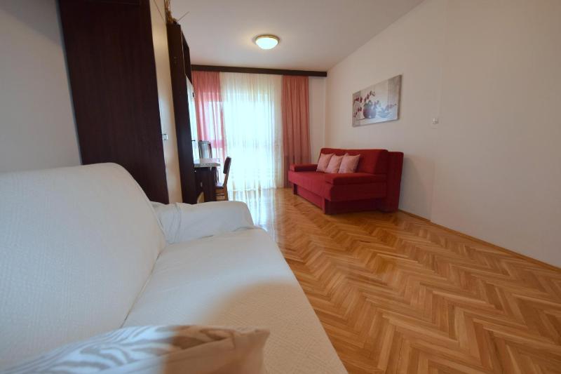 Apartment Mirjana - image 15