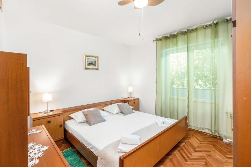 Apartments Jelica - image 8