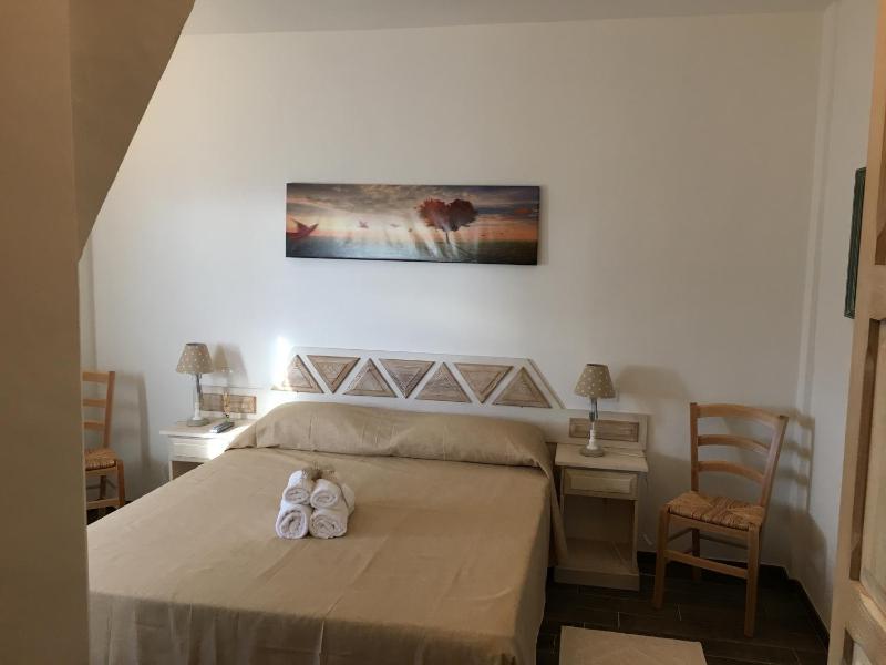 Double Room image 4