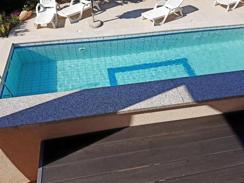 Apartment with Balcony image 3