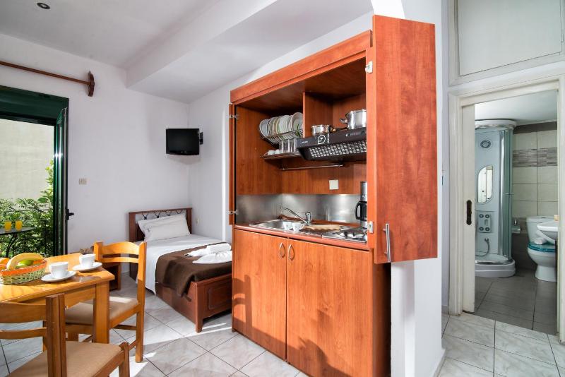 Erofili Apartments - image 3