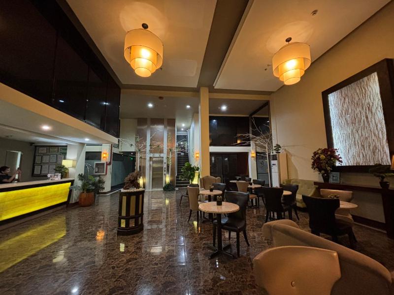 Uptown Condotel - image 2