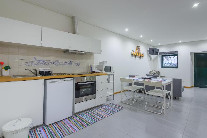 Studio Apartment image 2