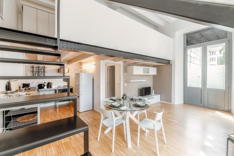 Loft Alle Mura - byMyHomeinComo - image 15