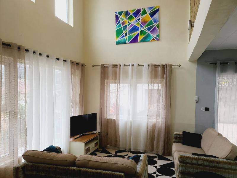 Scenic Mountain View House - image 10